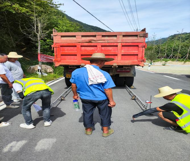 岳西縣改善農村環(huán)境整治工程項目青云峽至道元古村公路改造工程——核驗質(zhì)量檢測